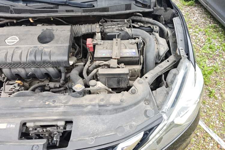 Used Nissan Sylphy 2019 1.6XV CVT Smart Connect Luxury Edition China VI Standard Engine Bay Left