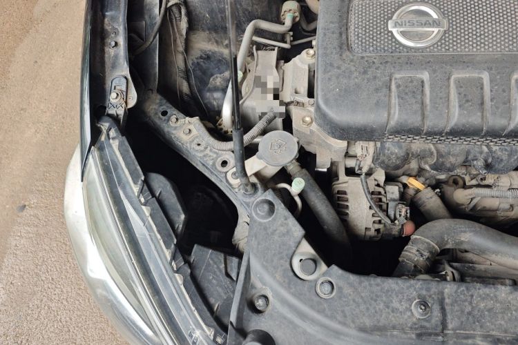Used Nissan Sylphy 2019 1.6XV CVT Smart Connect Luxury Edition China VI Standard Engine Bay Right