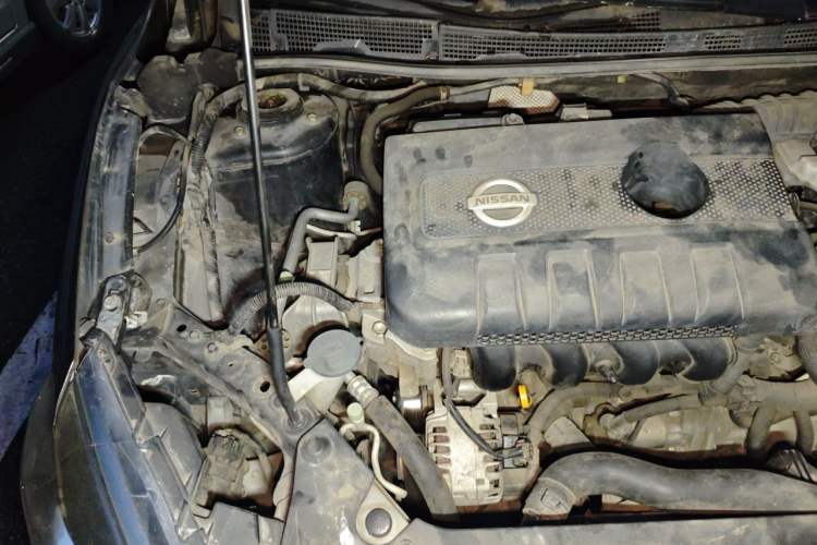 Used Nissan Sylphy 2019 1.6XV CVT Smart Connect Luxury Edition China VI Standard Engine Bay Right