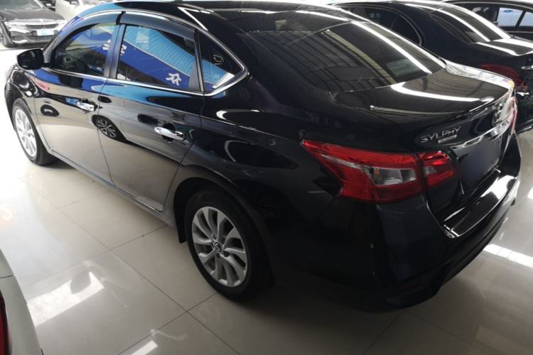 Used Nissan Sylphy 2019 Classic 1.6XL CVT Luxury Edition Exterior 2