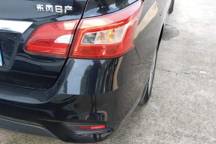 Used Nissan Sylphy 2019 Classic 1.6XL CVT Luxury Edition Exterior 3