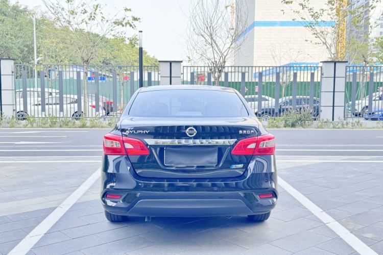 Used Nissan Sylphy 2019 1.6XV CVT Smart Connect Luxury Edition China VI Standard Exterior 4