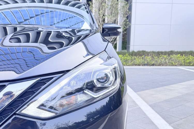 Used Nissan Sylphy 2019 1.6XV CVT Smart Connect Luxury Edition China VI Standard Exterior 7