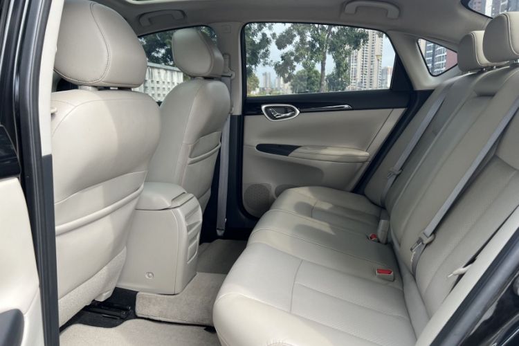 Used Nissan Sylphy 2019 1.6XV CVT Smart Connect Luxury Edition China VI Standard Exterior 8