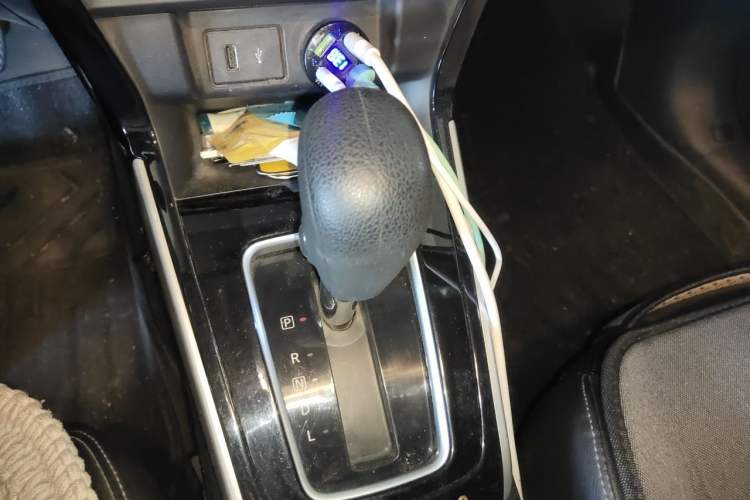 Used Nissan Sylphy 2019 Classic 1.6XL CVT Luxury Edition Gear Lever