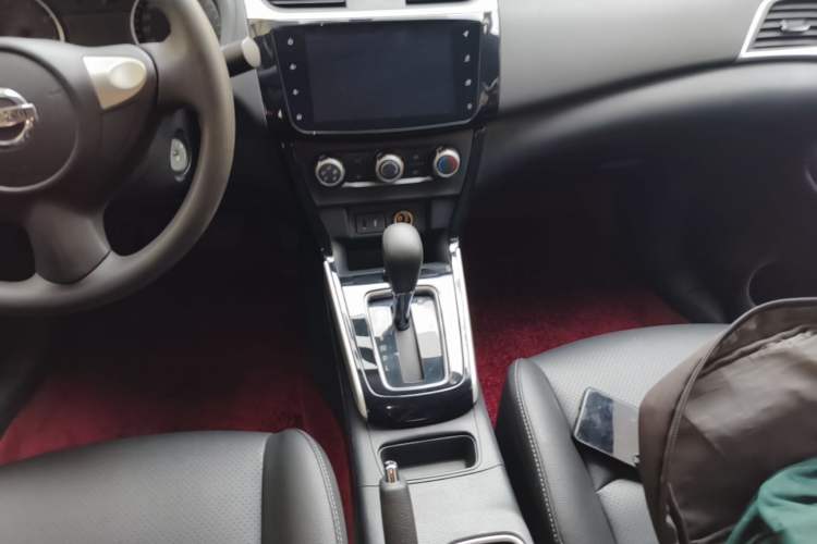 Used Nissan Sylphy 2019 Classic 1.6XL CVT Luxury Edition Gear Lever