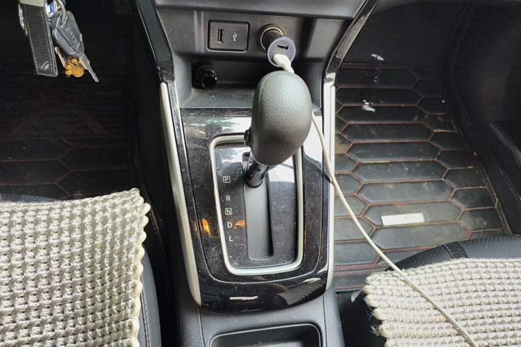 Used Nissan Sylphy 2019 Classic 1.6XL CVT Luxury Edition Gear Lever