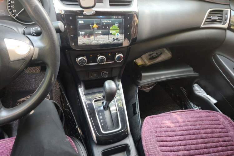 Used Nissan Sylphy 2019 Classic 1.6XL CVT Luxury Edition Gear Lever