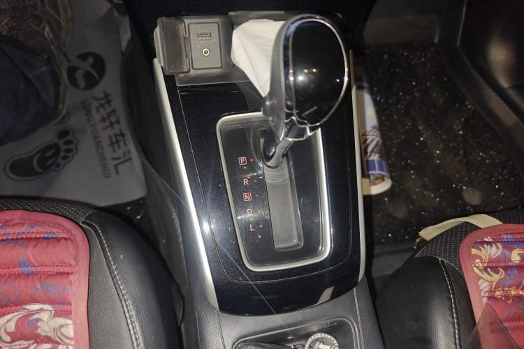 Used Nissan Sylphy 2019 Classic 1.6XE CVT Comfort Edition Gear Lever