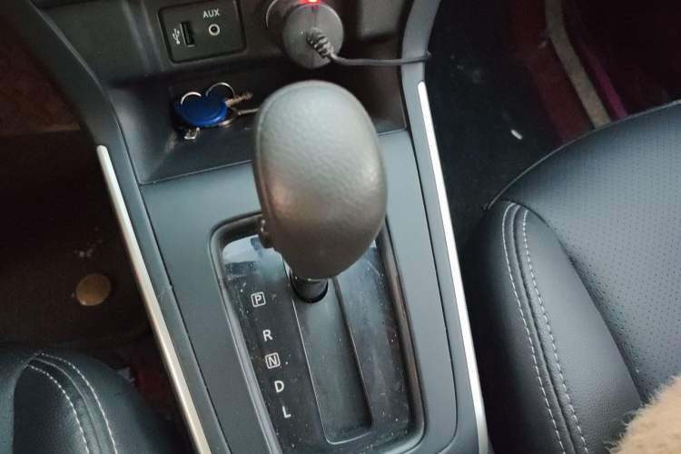 Used Nissan Sylphy 2019 Classic 1.6XE CVT Comfort Edition Gear Lever