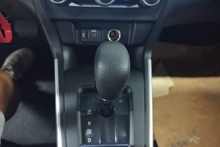 Used Nissan Sylphy 2019 Classic 1.6XE CVT Comfort Edition Gear Lever
