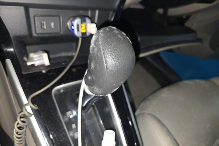 Used Nissan Sylphy 2019 Classic 1.6XL CVT Luxury Edition Gear Lever