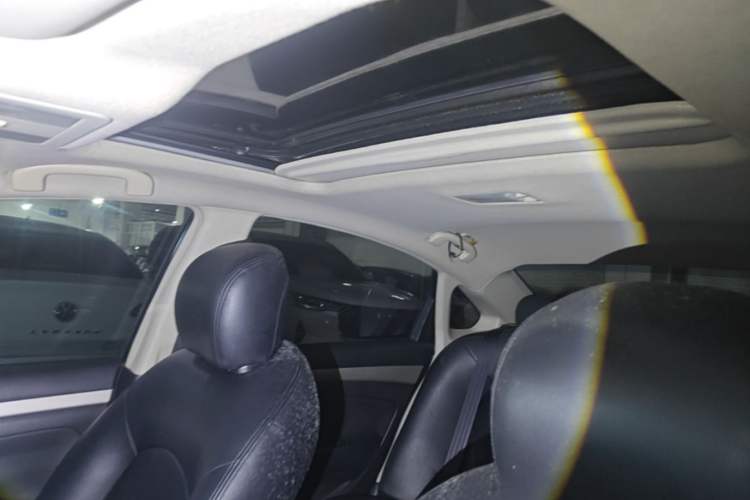 Used Nissan Sylphy 2019 Classic 1.6XE+ CVT SmartConnect Leading Edition Headliner