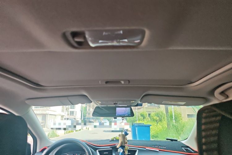 Used Nissan Sylphy 2019 1.6XV CVT Smart Connect Luxury Edition China VI Standard Headliner
