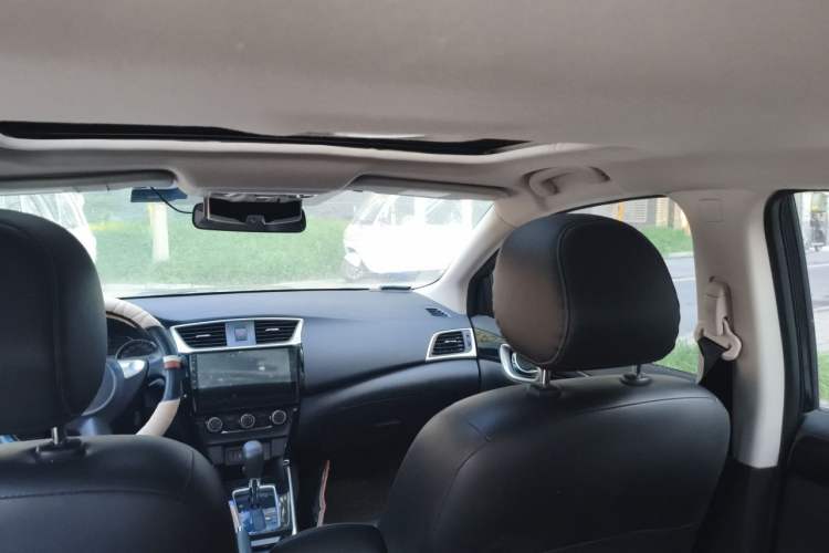 Used Nissan Sylphy 2019 Classic 1.6XL CVT Luxury Edition Headliner