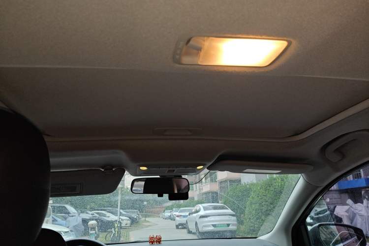 Used Nissan Sylphy 2019 1.6XV CVT Smart Connect Luxury Edition China V Standard Headliner