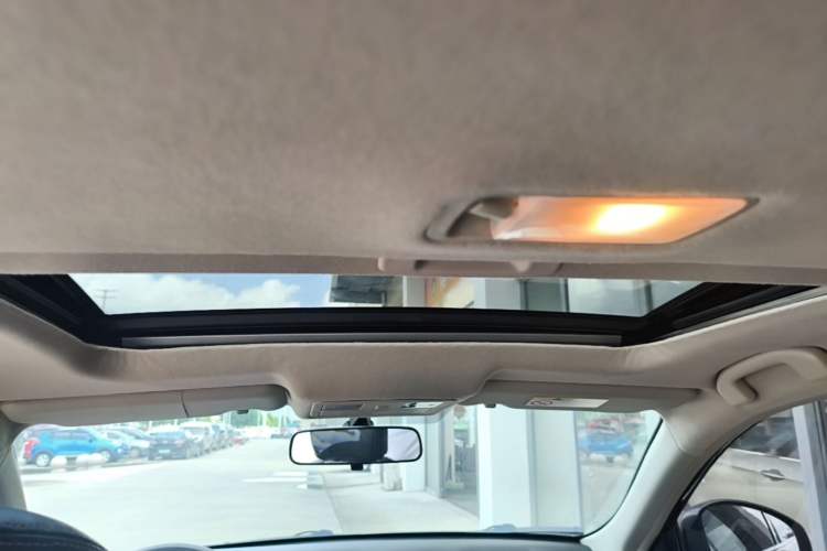 Used Nissan Sylphy 2019 Classic 1.6XE+ CVT SmartConnect Leading Edition Headliner