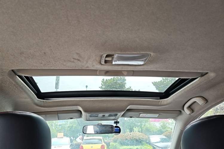 Used Nissan Sylphy 2019 Classic 1.6XE+ CVT SmartConnect Leading Edition Headliner