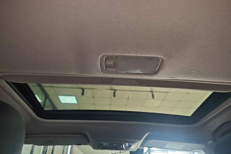 Used Nissan Sylphy 2019 Classic 1.6XL CVT Luxury Edition Headliner