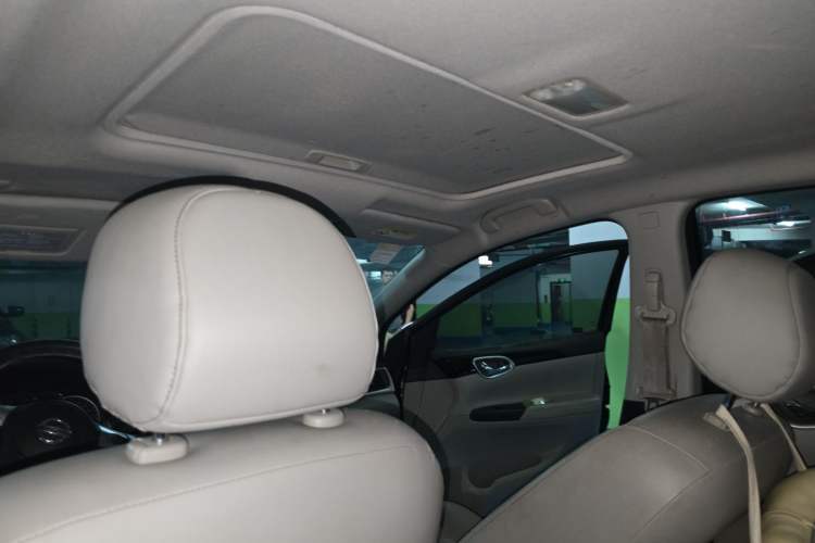 Used Nissan Sylphy 2019 Classic 1.6XL CVT Luxury Edition Headliner