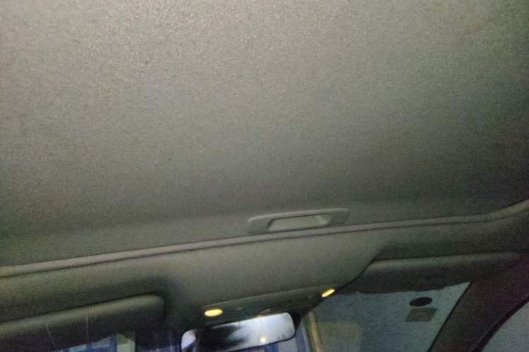 Used Nissan Sylphy 2019 1.6XV CVT Smart Connect Luxury Edition China VI Standard Headliner