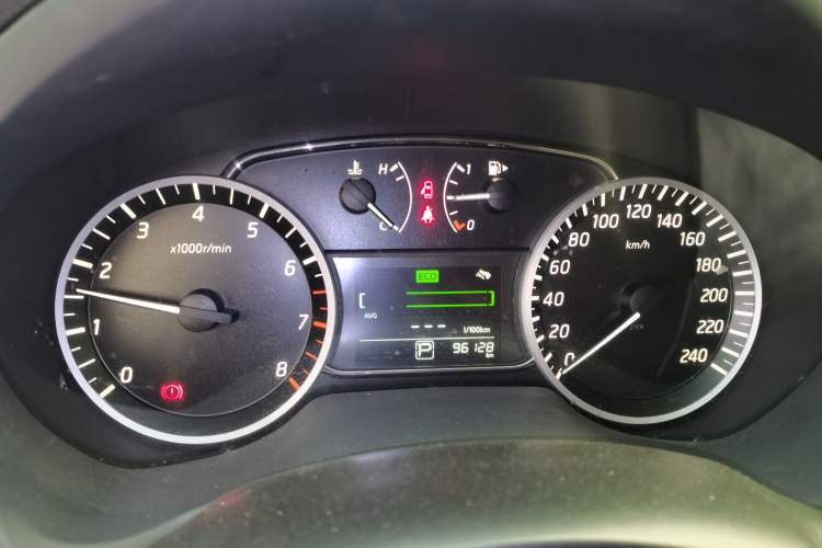 Used Nissan Sylphy 2019 Classic 1.6XE CVT Comfort Edition Instrument Cluster