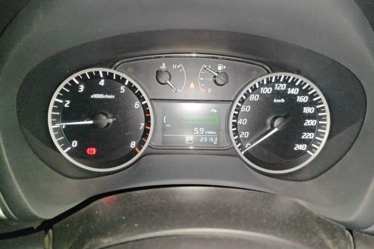 Used Nissan Sylphy 2019 Classic 1.6XE CVT Comfort Edition Instrument Cluster