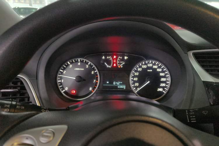 Used Nissan Sylphy 2019 1.6XL Manual Luxury Version China VI Standard Instrument Cluster