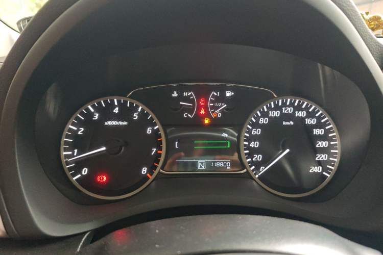 Used Nissan Sylphy 2019 1.6XV CVT Smart Connect Luxury Edition China VI Standard Instrument Cluster