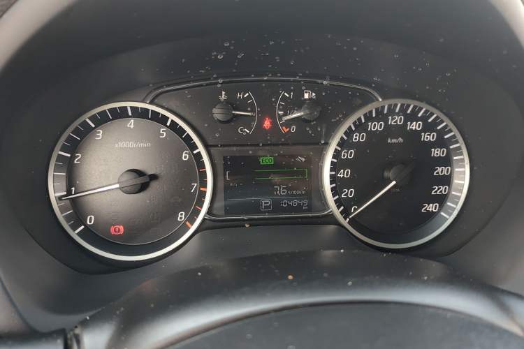 Used Nissan Sylphy 2019 1.6XV CVT Smart Connect Luxury Edition China VI Standard Instrument Cluster