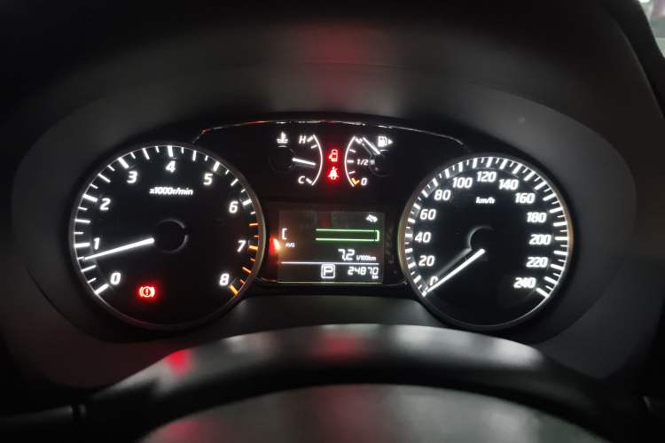 Used Nissan Sylphy 2019 1.6XV CVT Smart Connect Luxury Edition China V Standard Instrument Cluster