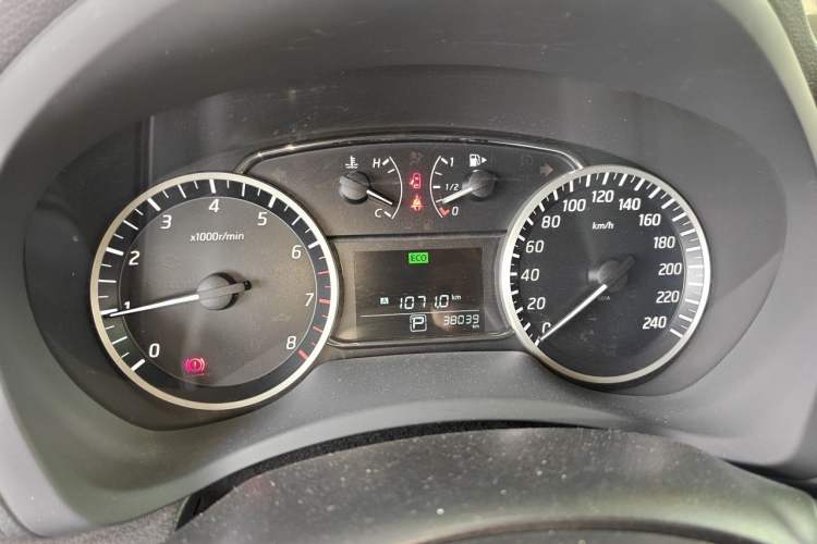 Used Nissan Sylphy 2019 1.6XV CVT Smart Connect Luxury Edition China VI Standard Instrument Cluster