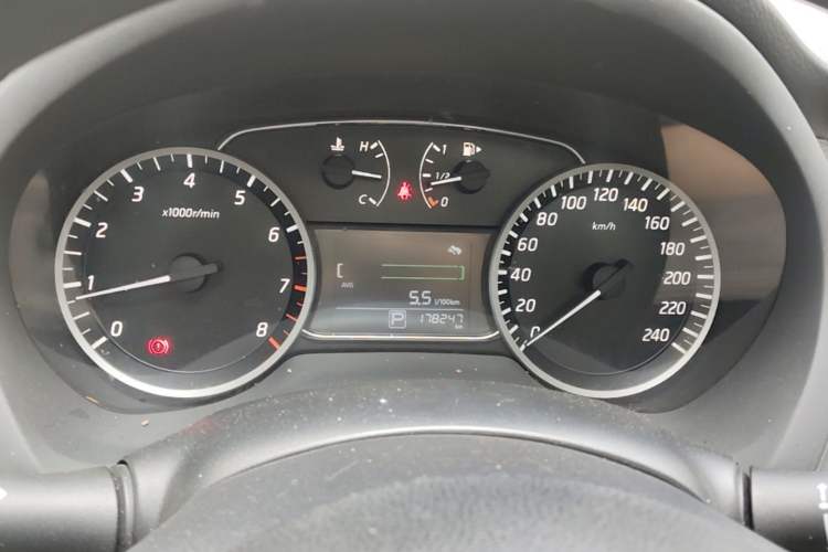 Used Nissan Sylphy 2019 Classic 1.6XL CVT Luxury Edition Instrument Cluster