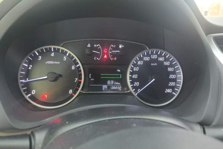 Used Nissan Sylphy 2019 1.6XV CVT Smart Connect Luxury Edition China V Standard Instrument Cluster