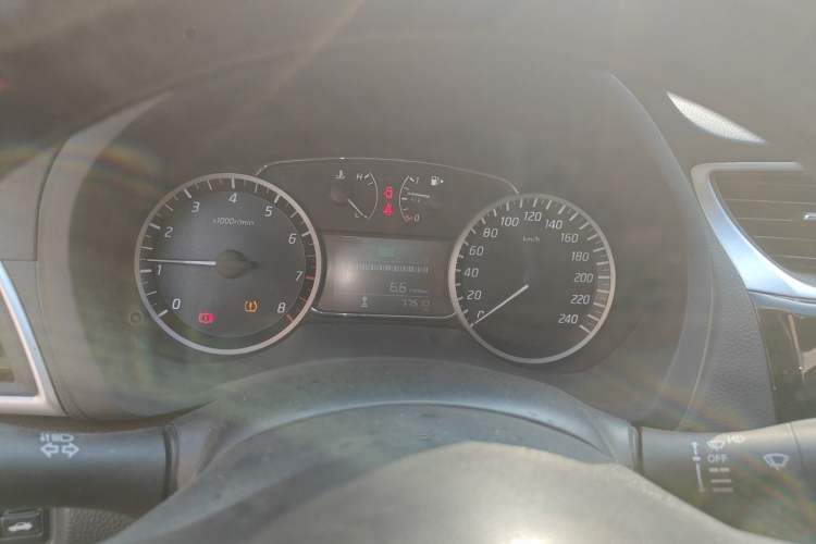 Used Nissan Sylphy 2019 Classic 1.6XE Manual Comfort Edition Instrument Cluster