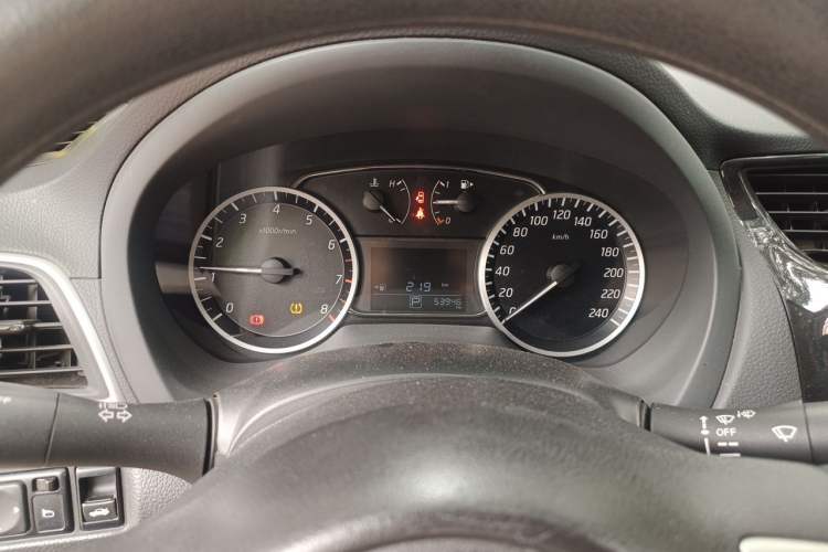 Used Nissan Sylphy 2019 Classic 1.6XE CVT Comfort Edition Instrument Cluster
