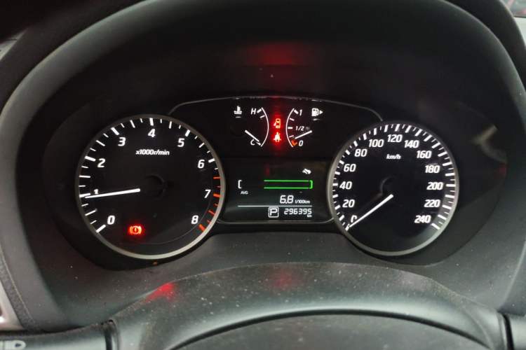 Used Nissan Sylphy 2019 1.6XV CVT Smart Connect Luxury Edition China VI Standard Instrument Cluster