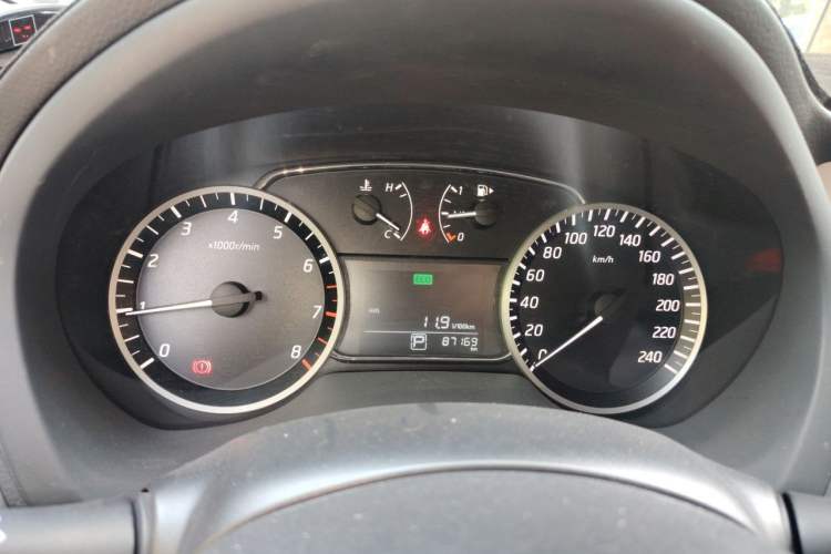 Used Nissan Sylphy 2019 Classic 1.6XL CVT Luxury Edition Instrument Cluster