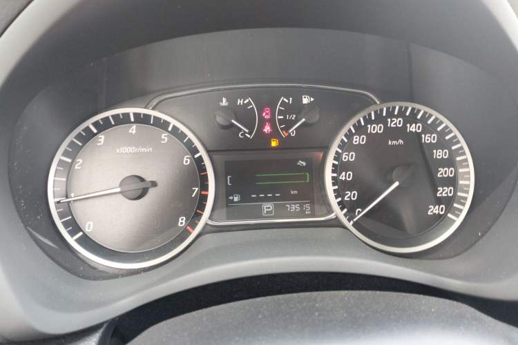 Used Nissan Sylphy 2019 Classic 1.6XE CVT Comfort Edition Instrument Cluster