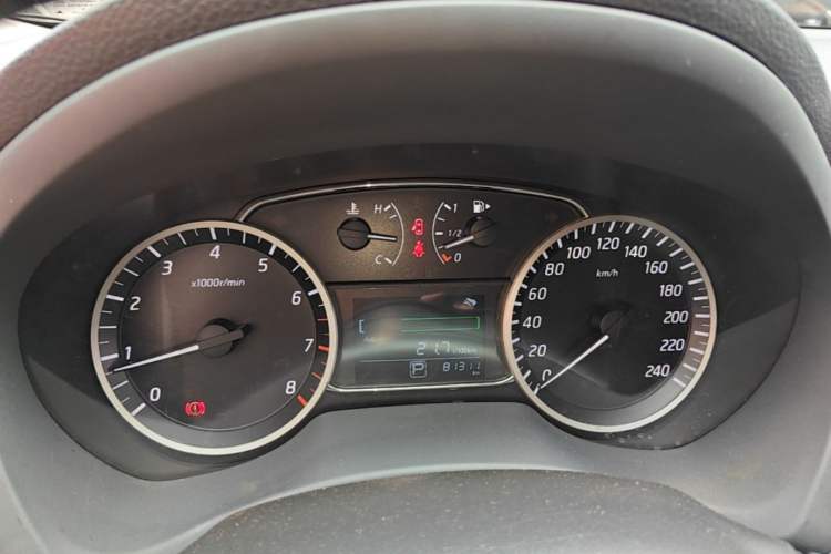 Used Nissan Sylphy 2019 1.6XV CVT Smart Connect Luxury Edition China VI Standard Instrument Cluster