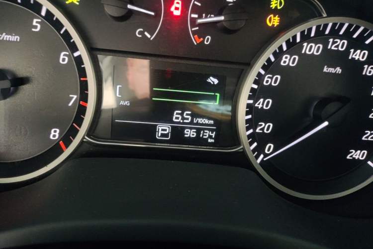 Used Nissan Sylphy 2019 1.6XV CVT Smart Connect Luxury Edition China VI Standard Instrument Cluster