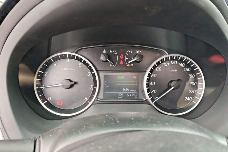 Used Nissan Sylphy 2019 Classic 1.6XL CVT Luxury Edition Instrument Cluster