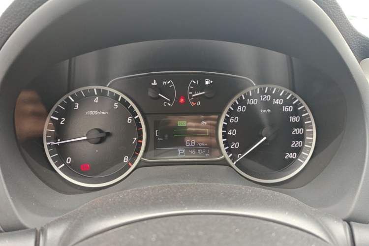 Used Nissan Sylphy 2019 1.6XV CVT Smart Connect Luxury Edition China VI Standard Instrument Cluster
