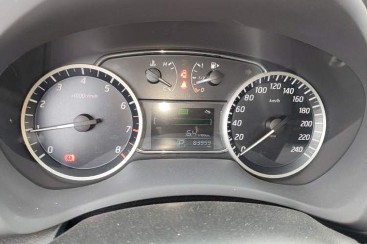 Used Nissan Sylphy 2019 1.6XV CVT Smart Connect Luxury Edition China VI Standard Instrument Cluster