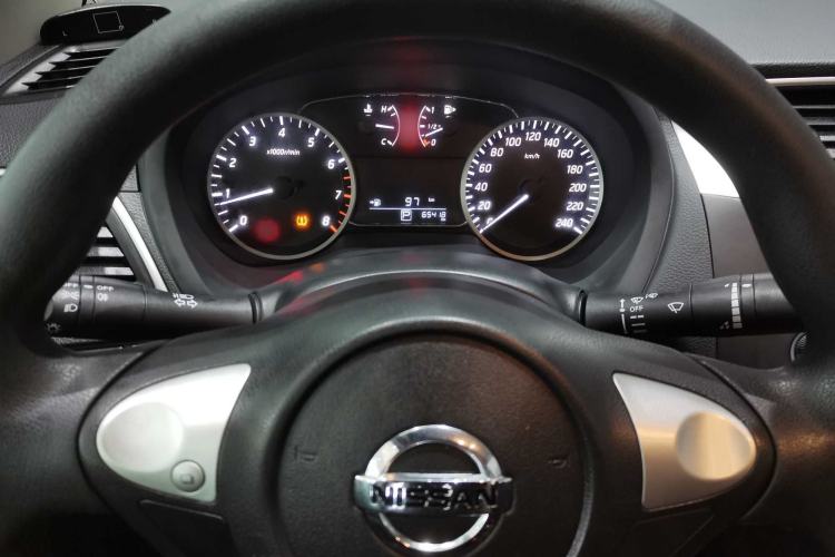 Used Nissan Sylphy 2019 Classic 1.6XE CVT Comfort Edition Interior 10
