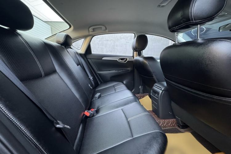 Used Nissan Sylphy 2019 Classic 1.6XE CVT Comfort Edition Interior 2