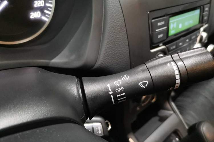 Used Nissan Sylphy 2019 Classic 1.6XE CVT Comfort Edition Interior 8