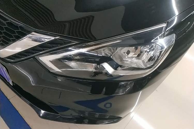 Used Nissan Sylphy 2019 Classic 1.6XE CVT Comfort Edition Left Front Headlight