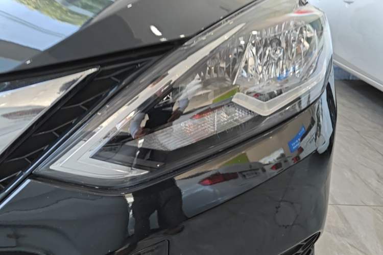 Used Nissan Sylphy 2019 Classic 1.6XE CVT Comfort Edition Left Front Headlight