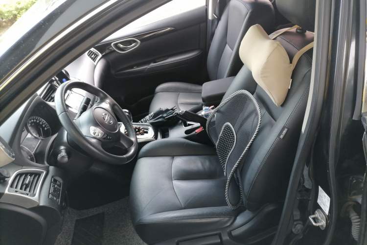 Used Nissan Sylphy 2019 1.6XV CVT Smart Connect Luxury Edition China VI Standard Left Front Seat